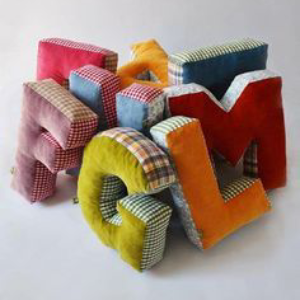 letras hechas de tela